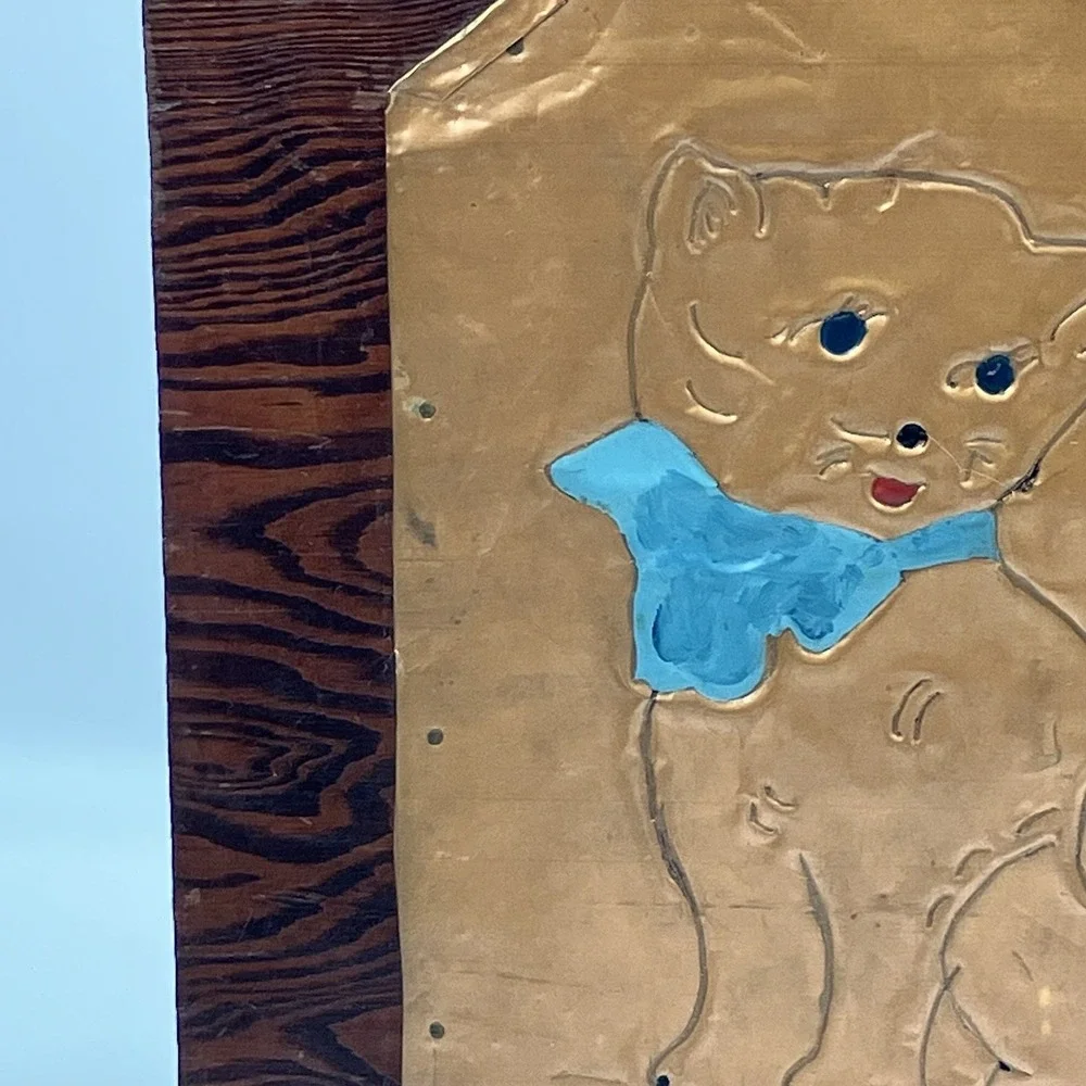 Vtg Hammered Copper Kitten Mounted on Wood Quirky Cottagecore Kitschy